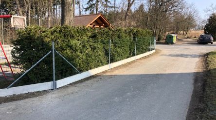 Nové oplocení dětského hřiště Sedlec
