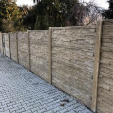Betonové oplocení rodinného domu