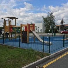 Oplocení dětského hřiště D5 Rokycany