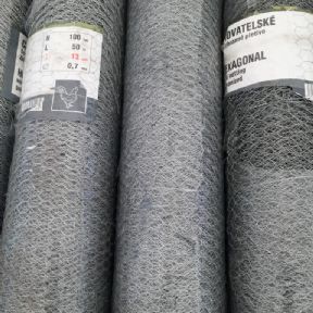 Králičí pletivo Zn 100 cm, oko hexagonální 13 mm - 50m v roli