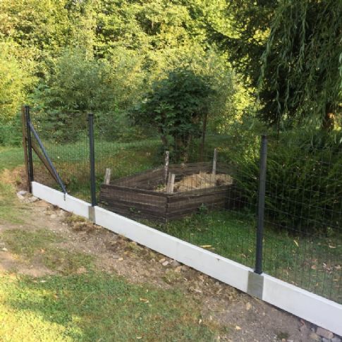 Sloupek Zn,PVC 48 x 2100 mm - antracitový