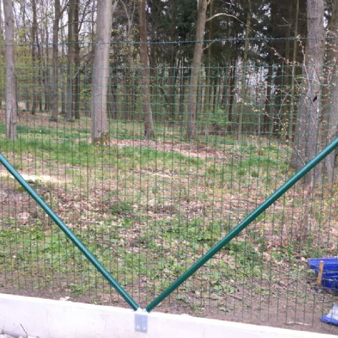 Vzpěra Zn,PVC 38x2500 mm - zelená
