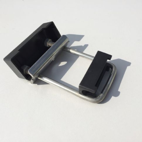 Spojovací třmen pro sloupek 60 x 40 mm, plast/nerez