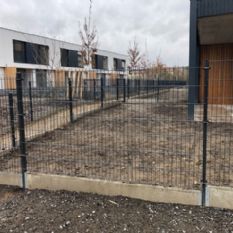 Nový plot pro obytný komplex Braník