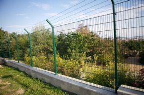 Sloupek Zn,PVC 60x40x2 - 2100 mm, na plotně - zelený