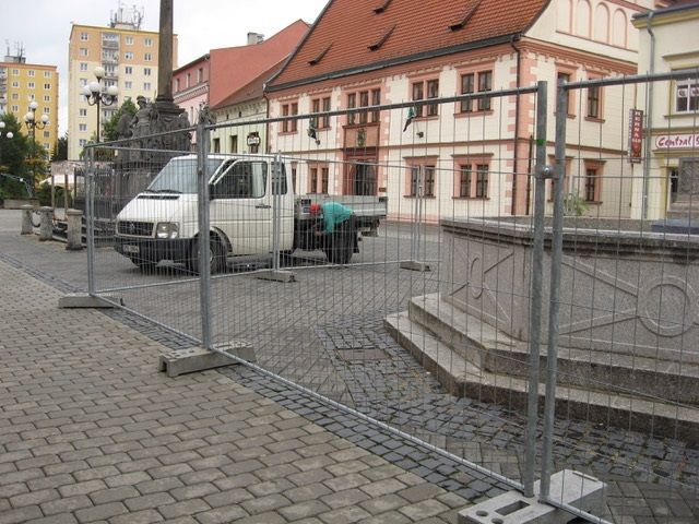Nabízíme pronájem a prodej mobilního oplocení Nabízíme pronájem a prodej mobilního oplocení